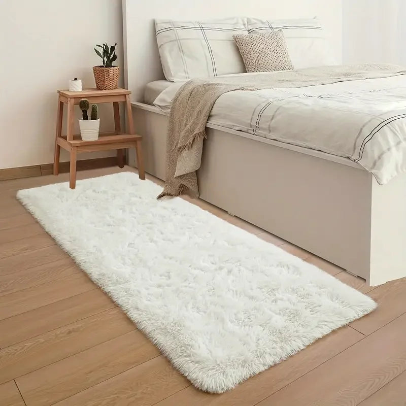 Soft and Fluffy Long Pile Carpet, Easy-Care and Machine Washable Living Room Sofa Rug, Bedside Rug for Bedroom Home Decor