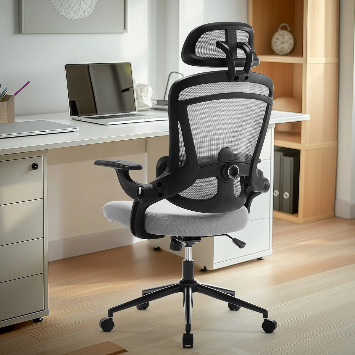 Office Computer Gaming Chair Ergonomic Flip Armrest Adjustable Headrests and Lumbar Support Mesh Chair for Office Home ﻿