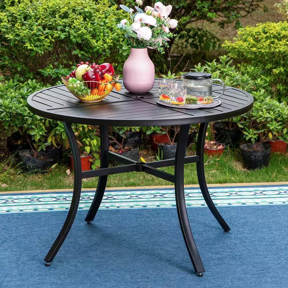 Round Metal Outdoor Dining Table