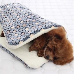 Pet Sleeping Mat Dog Bed Cat Litter Puppy Bed Dog Sofa Lovely Mattress Cushion for Small Large Dog Washable Blanket for Winter